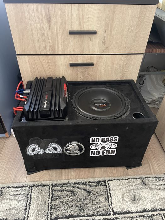 Vand subeoofer Hertz , statie Sony si casetofon Pioneer