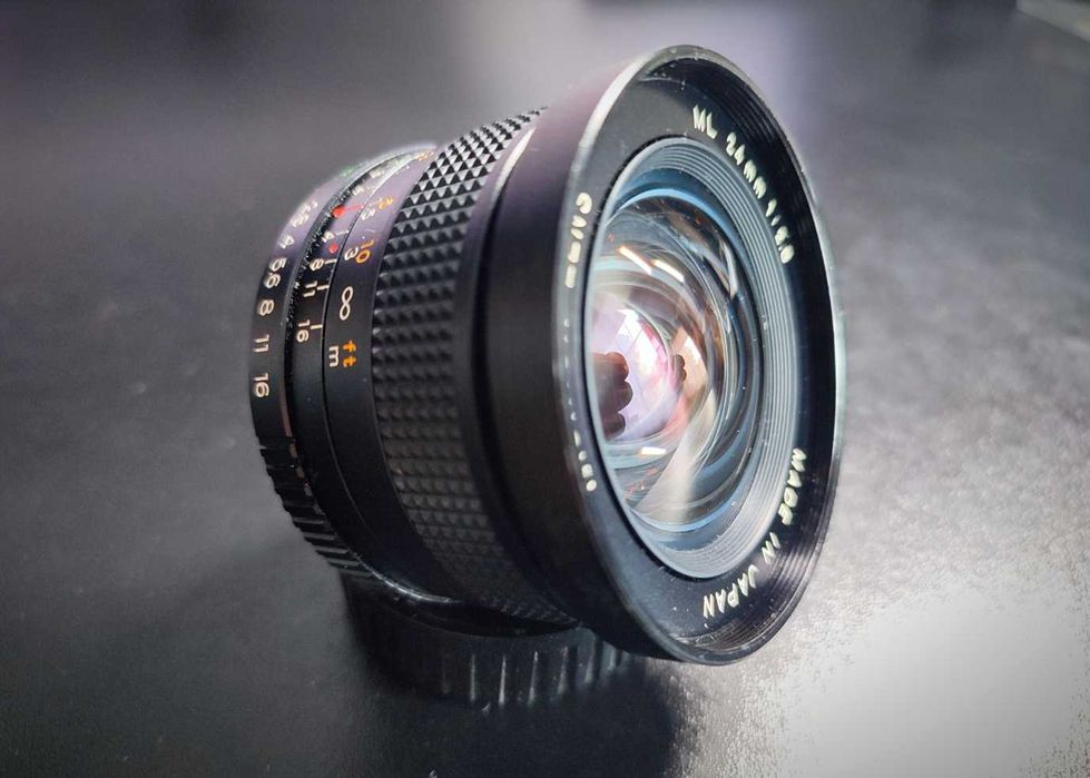 Yashica ML 24 mm f:2.8