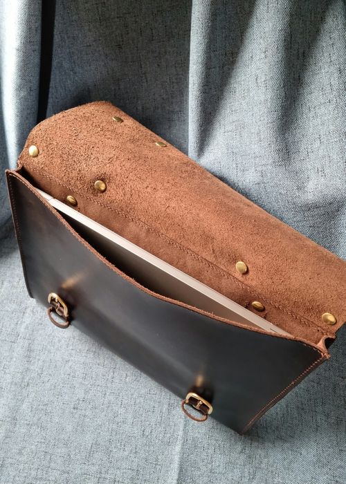 Servietă / Geantă handmade din piele naturală