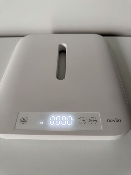 Дигитална бебешка везна Nuvita с изкуствен интелект