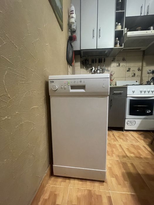 Посудомоечная машина BEKO DFS151