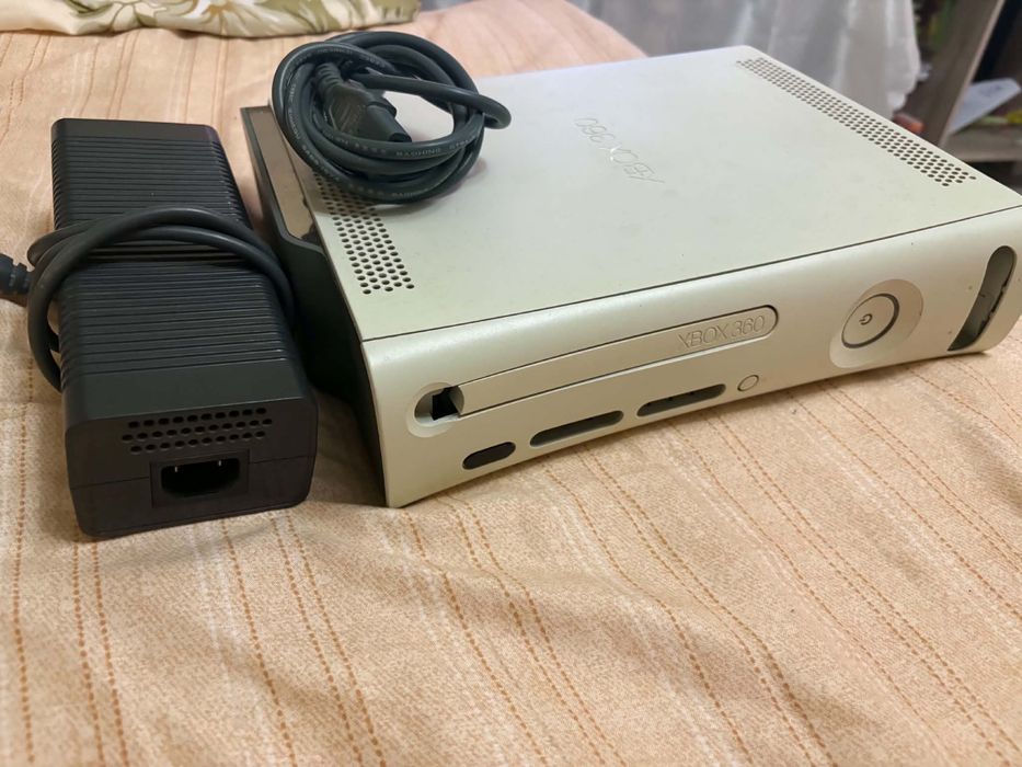 Vand xbox 360 urgent