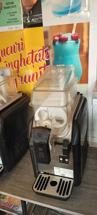 Aparate sucuri inghetate granita, aproape noi