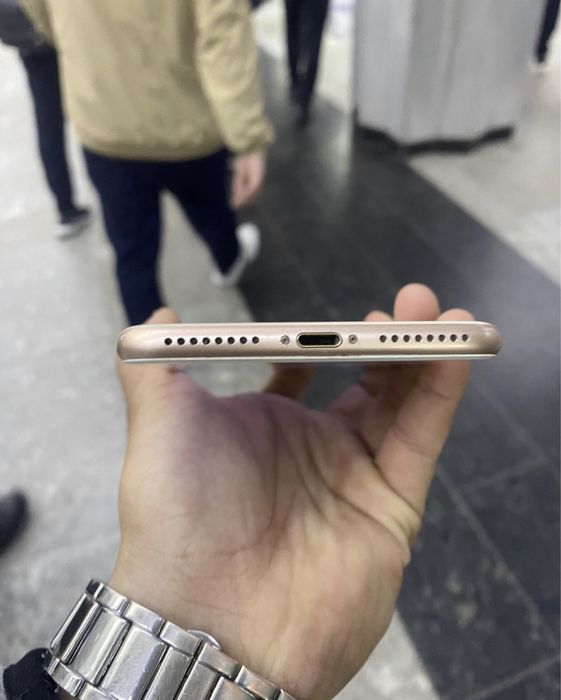 Iphone 8 plus 64 sirochna
