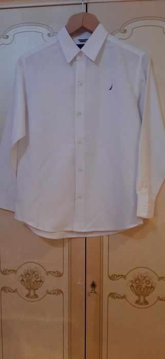 Белая рубашка на мальчика