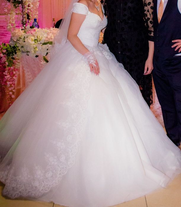 Платье свадебное