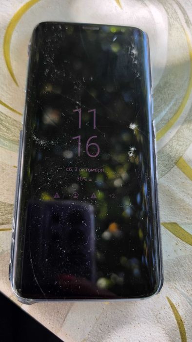 Samsung S8 телефон