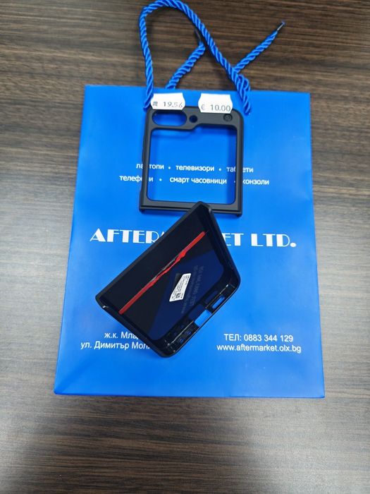 Кейс / стойка  за Samsung Z Flip 6 Black протектор