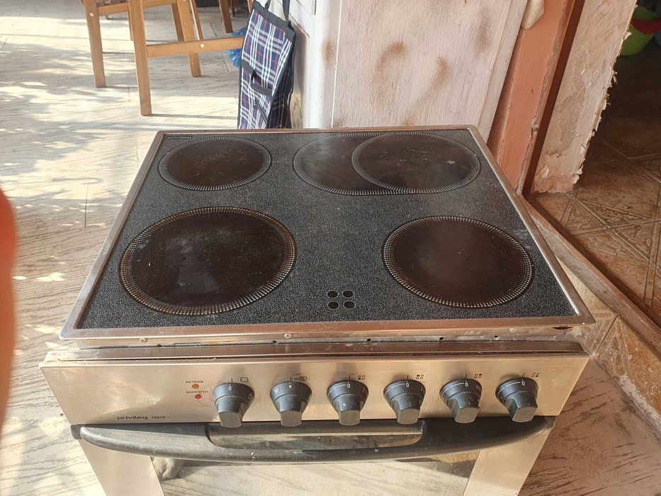 Печка за вграждане с котлони Privileg 10210