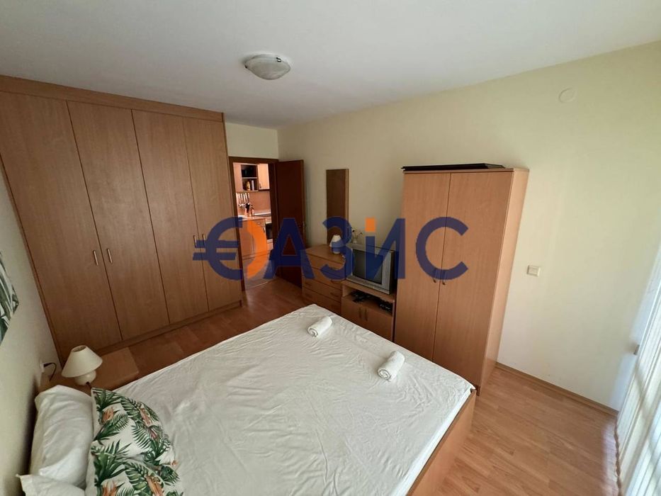Продава се Двустаен апартамент в к.к. Слънчев бряг - 56 кв.м за 1161 €/кв.м - Снимка #4