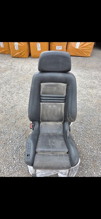 Сиденье водительское Recaro рекаро