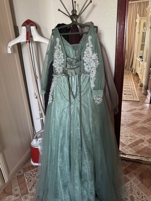 Продам платье 12000