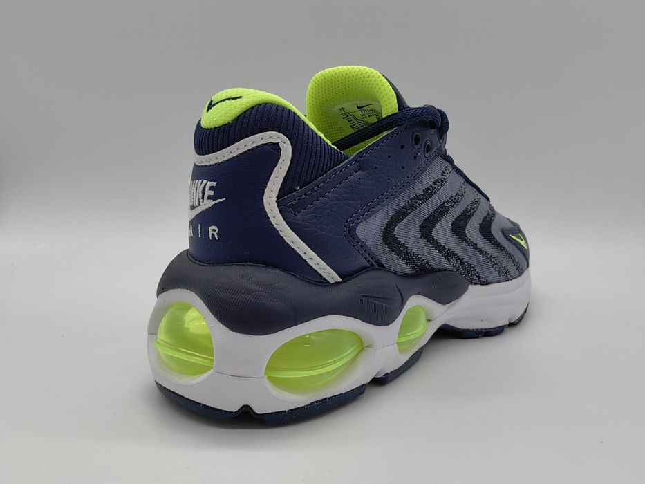 NIKE Air Max Tw NN