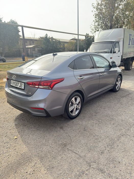 hyundai accent 2020