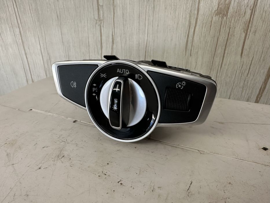 Ключ светлини за Мерцедес W205 C classe 2015-