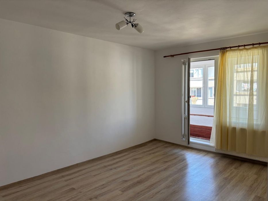De vanzare apartament 2 camere,confort 1