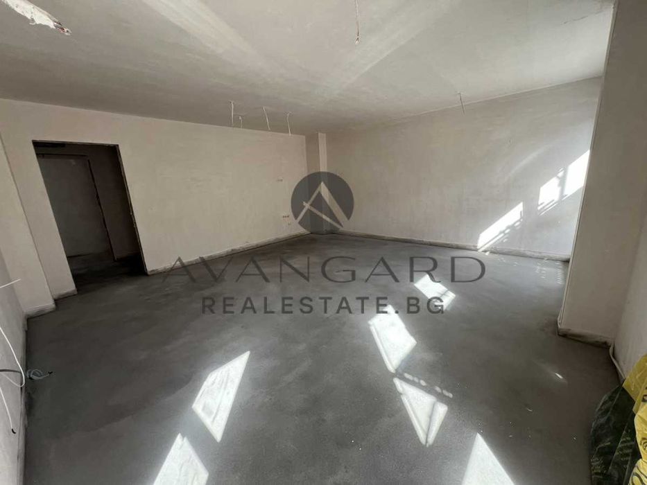 Продава се Двустаен апартамент в Пловдив, Кършияка - 86 кв.м за 1226 €/кв.м - Снимка #1