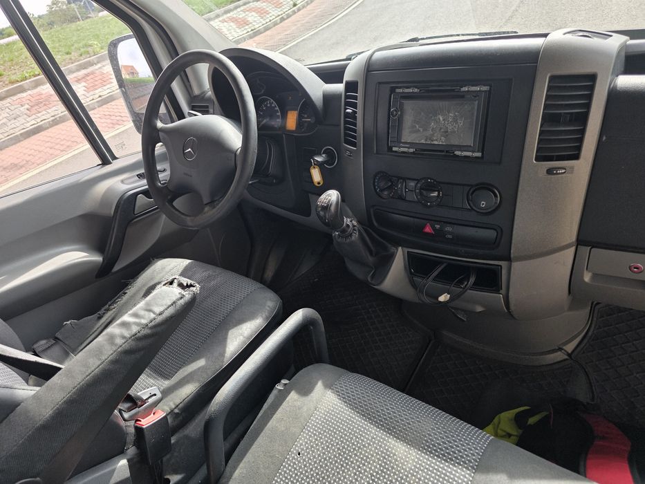 Mercedes-Sprinter 319