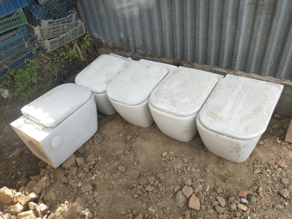 Подвесной унитаз инсталяционый