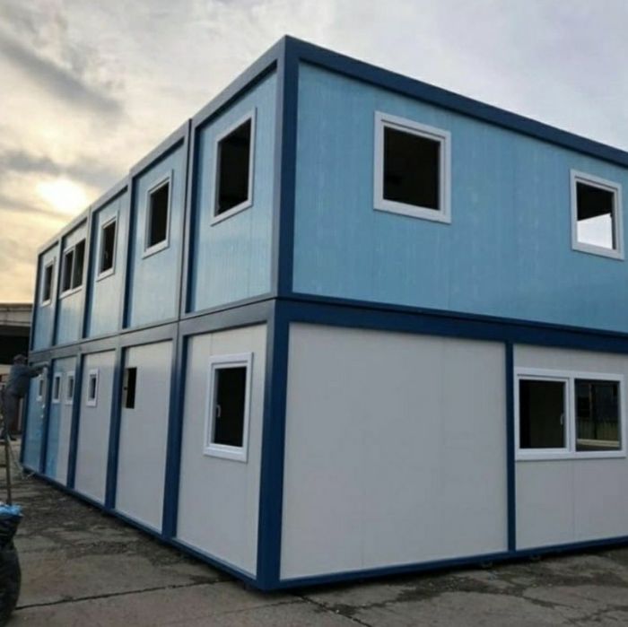 Containere standard case șantier