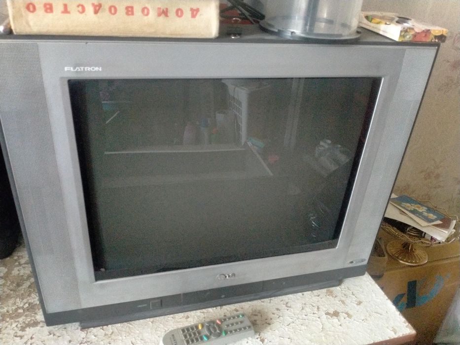 Телевизор LG Flatron