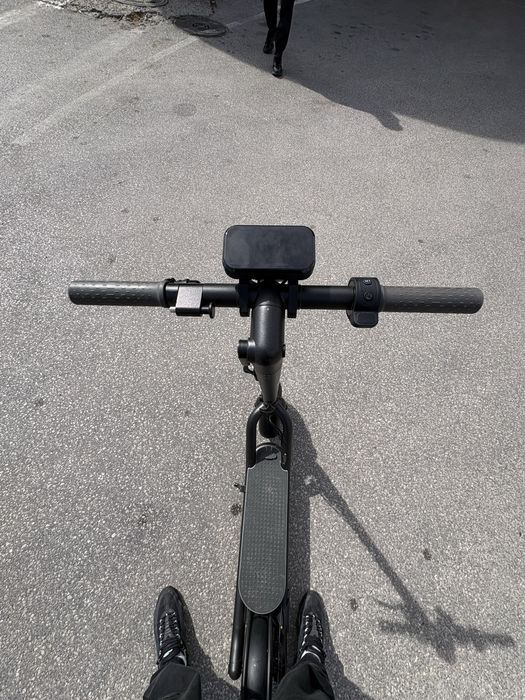 Тротинетка Navee kickscooter N65 като нова
