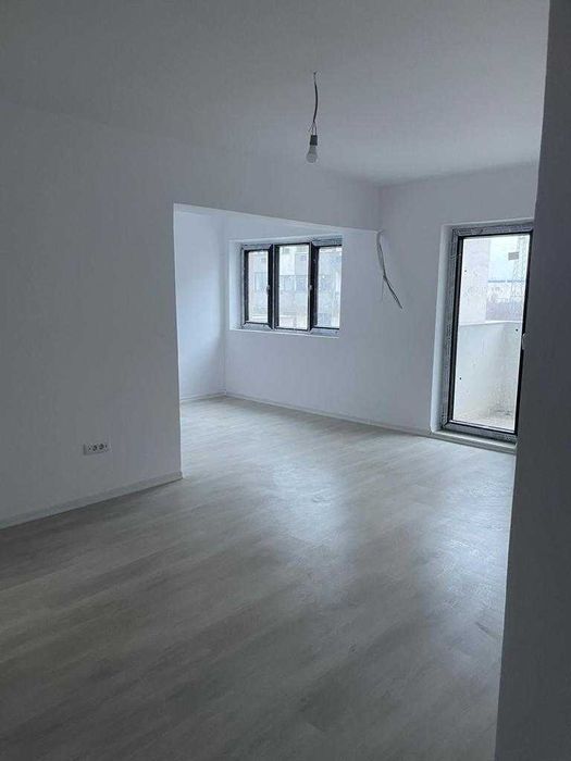 Apartament  de vanzare 3 camere Pantelimon!