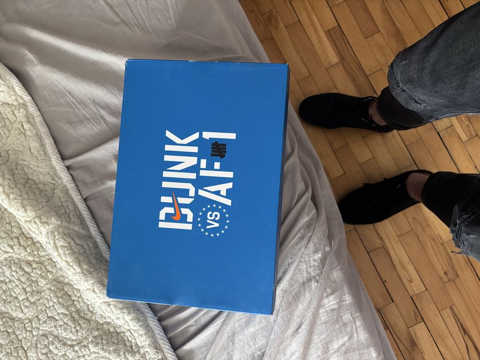 Nike dunk low много запазени! Може и бартер:)