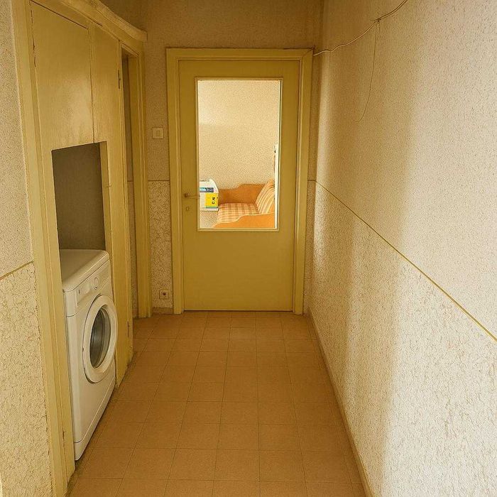 Apartament 2 camere, etaj 3, centrală proprie, bloc izolat