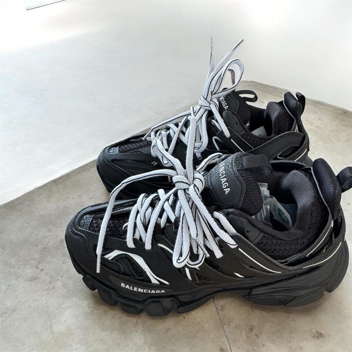 Нови маратонки Balenciaga Track, 37 размер