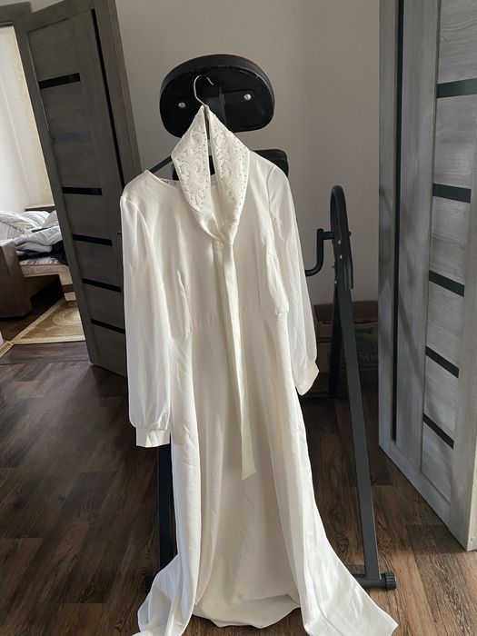 Плаьтя узату той