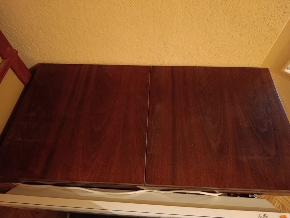 Холна маса разтегателна