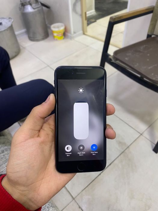 айфон Se 64gb 75%