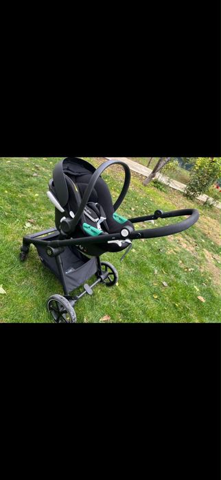 Carucior ca nou cybex