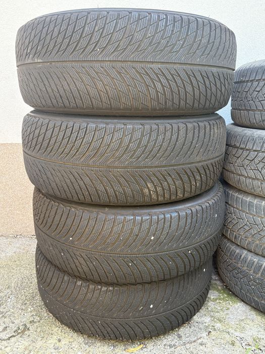 Зимни гуми 235/55/19 Michelin