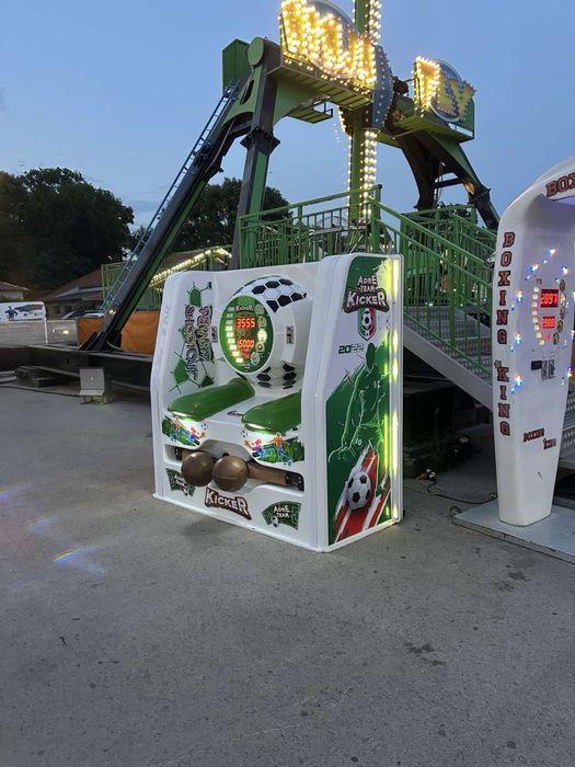 Двоен футбол с монети