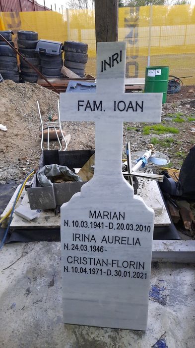 Cruci eftine din marmura