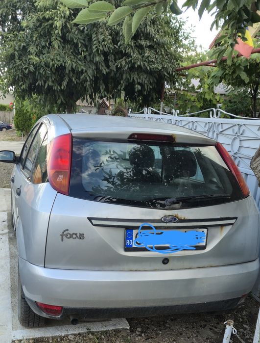 FORD Focus 2000 — imagine 5