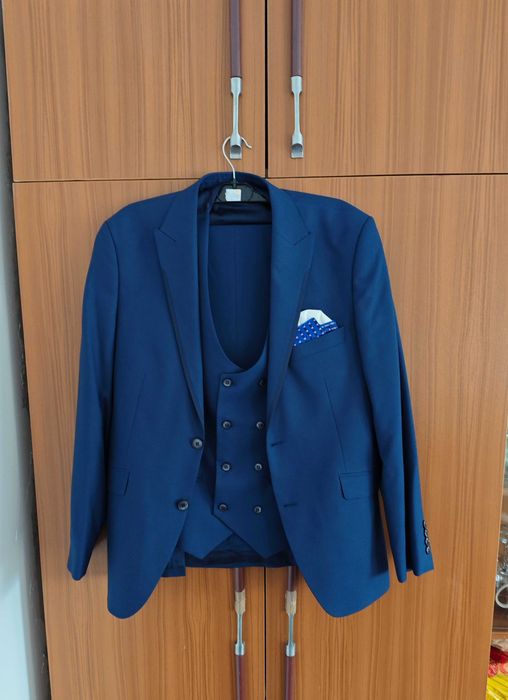 Мъжки костюм Lazarini