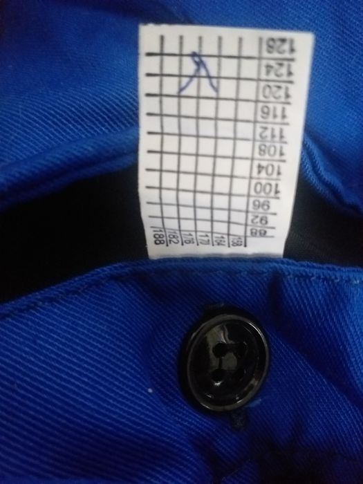 Продам зимний комбинезон, роба.