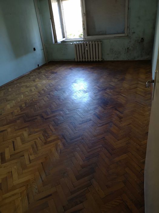 Продава се Четиристаен апартамент в Русе, Център - 112 кв.м за 1027 €/кв.м - Снимка #4