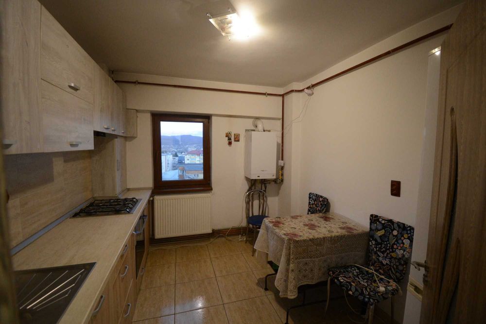 Apartament 2 camere, zona Nord, Catedrala Sf. Petru și Pavel, centrala proprie, propietar