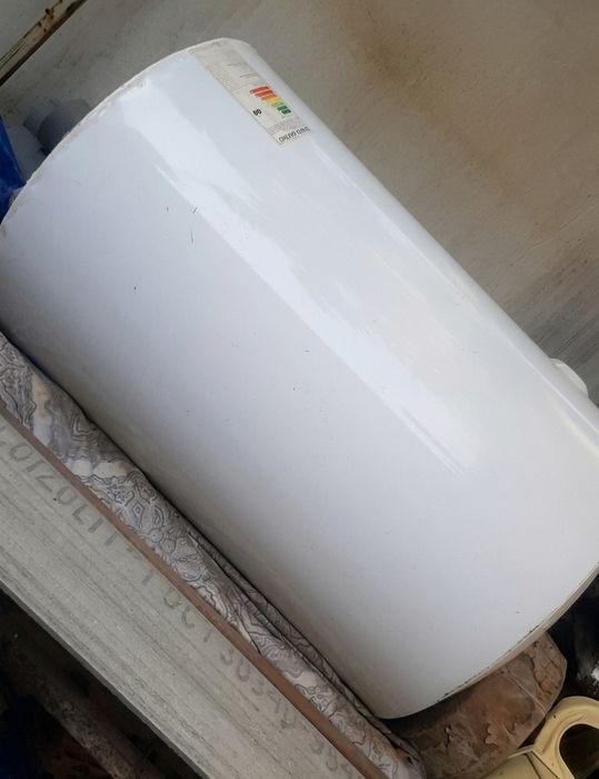 Suv isitgich /Ariston 80 l.