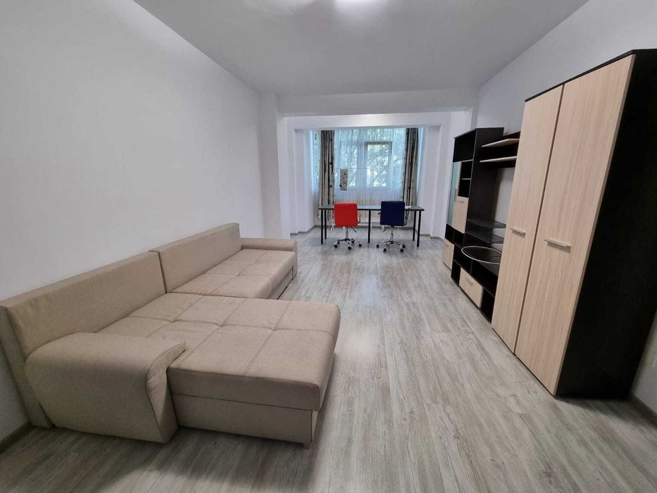 Titan Piata Minis 2 camere, etaj 3, decomandat