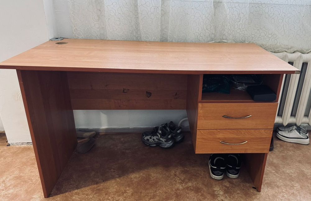 Столы разного вида