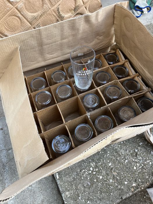 Чаши за бира Англия