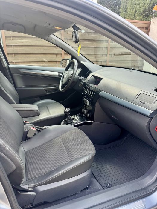 Opel Astra H 2008 1.7 CDTI 6 viteze model Cosmo Full