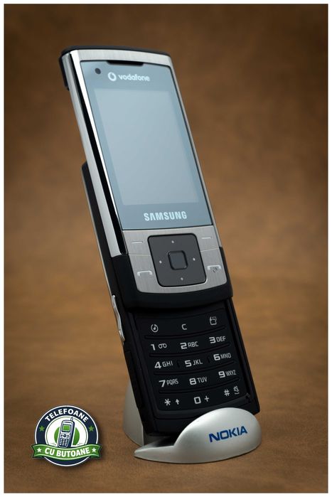 SGH L810V - Nefolosit - Piesă rară - Telefon glisant