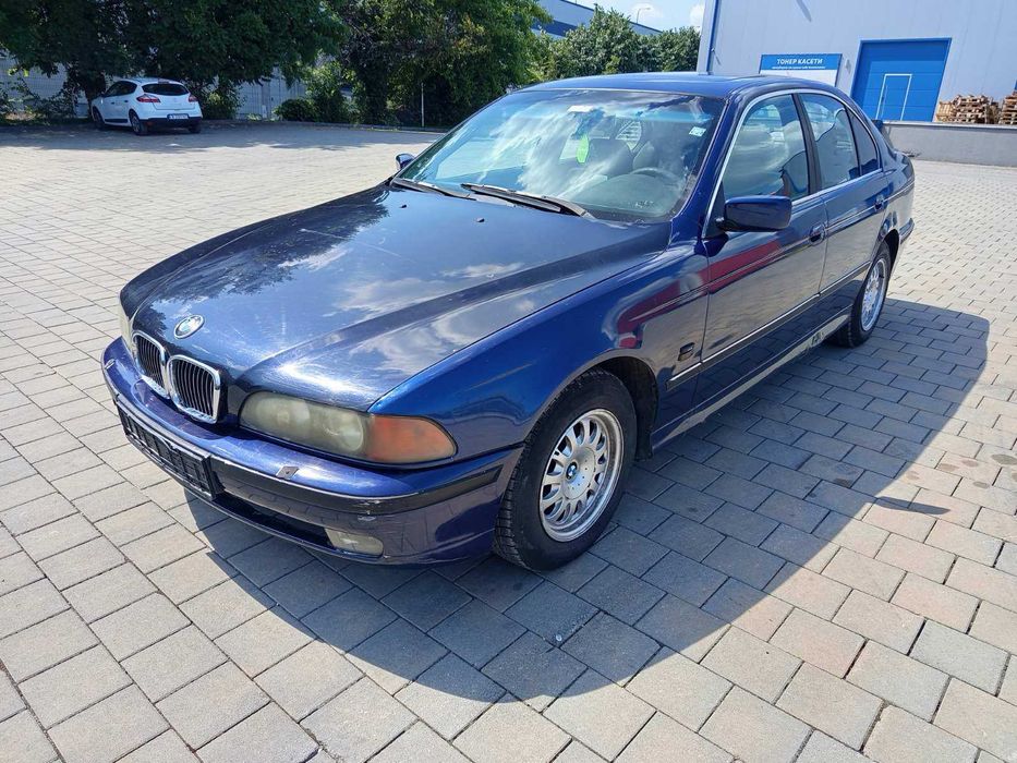 На части: BMW E39 520I M52B20 150кс.