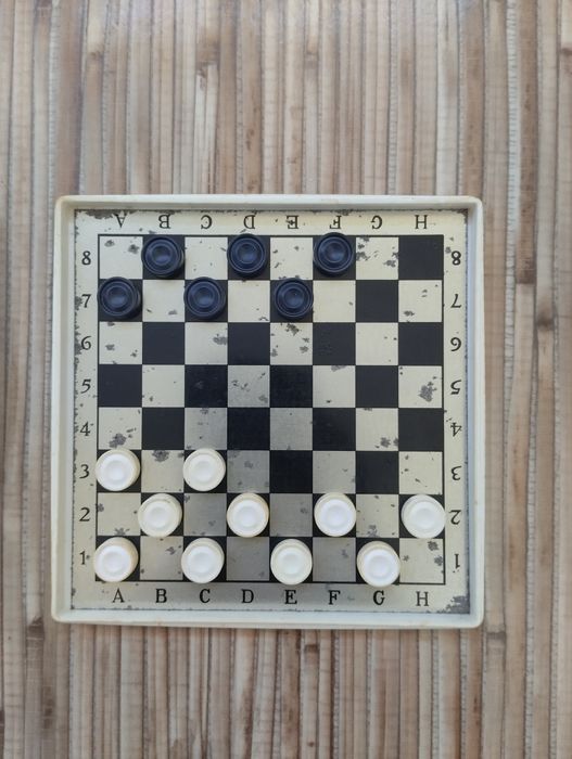 Шашки магнитные .